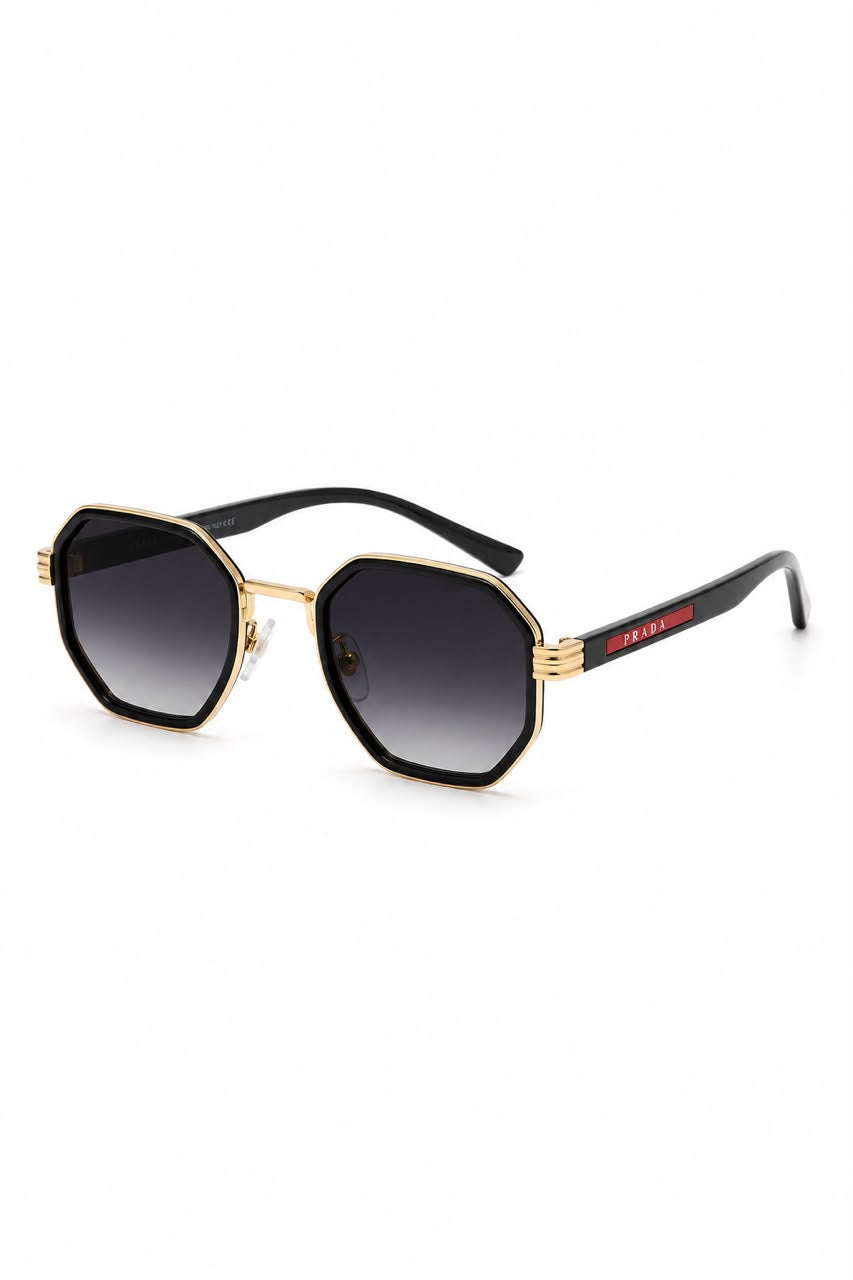 Prada Geometric Hexagon Sunglasses – موديل يرتديها